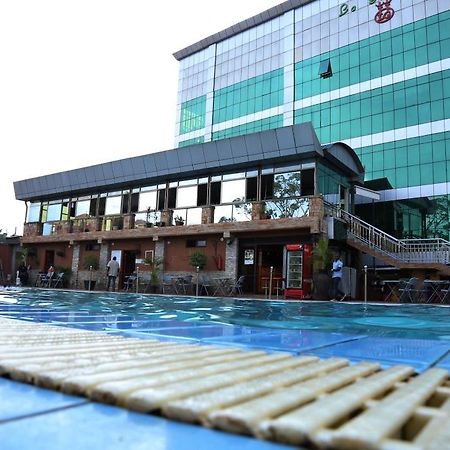 La Grande Hotel Kampala Luaran gambar