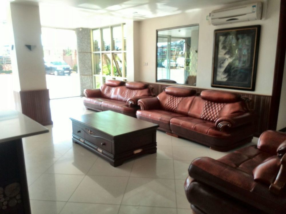 La Grande Hotel Kampala Luaran gambar
