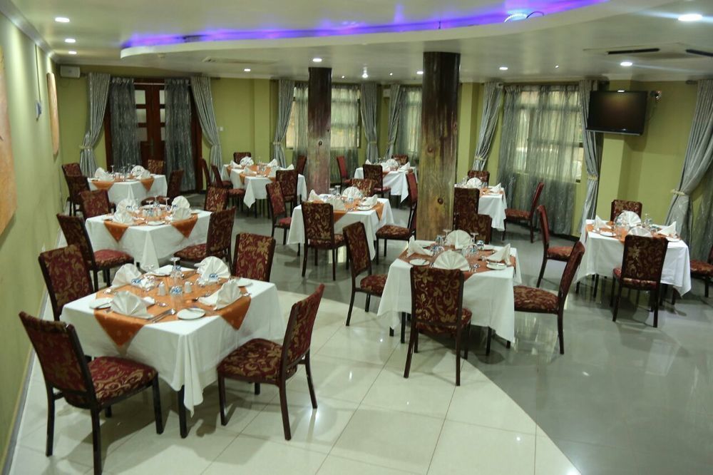 La Grande Hotel Kampala Luaran gambar