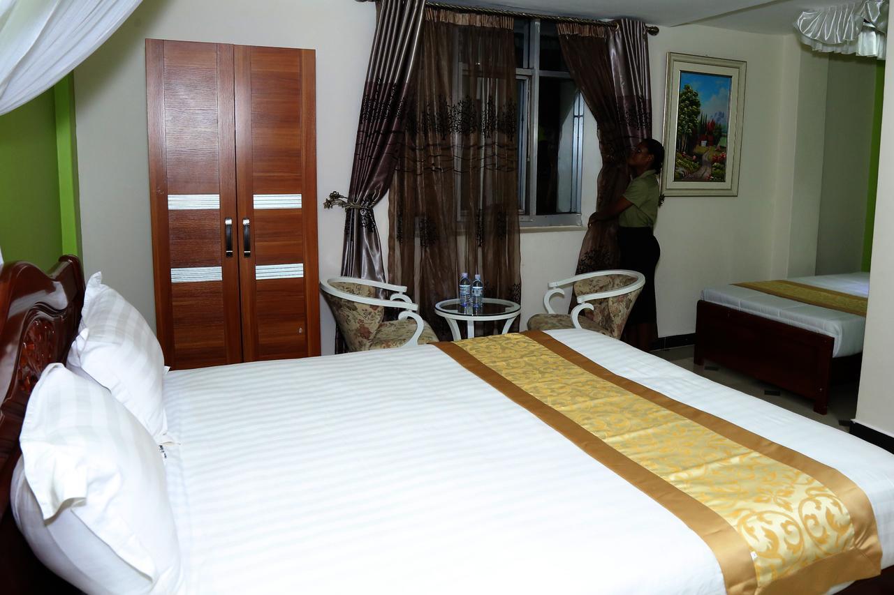 La Grande Hotel Kampala Luaran gambar