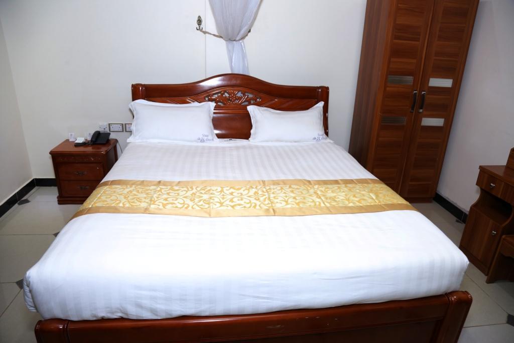 La Grande Hotel Kampala Luaran gambar